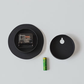 ' Spot ' wall clock Yuki MIKAMI × 岩㟢紙器