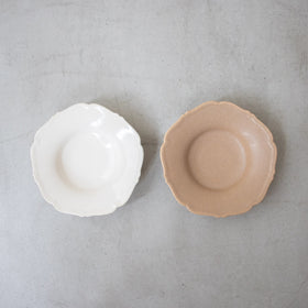 Awabi ware 輪花中深皿［一部期間限定販売］